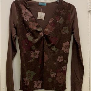 L/S tee shirt with faux suede